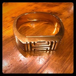 NEW Tory Burch Fitbit Bracelet- Aged Gold Women’s